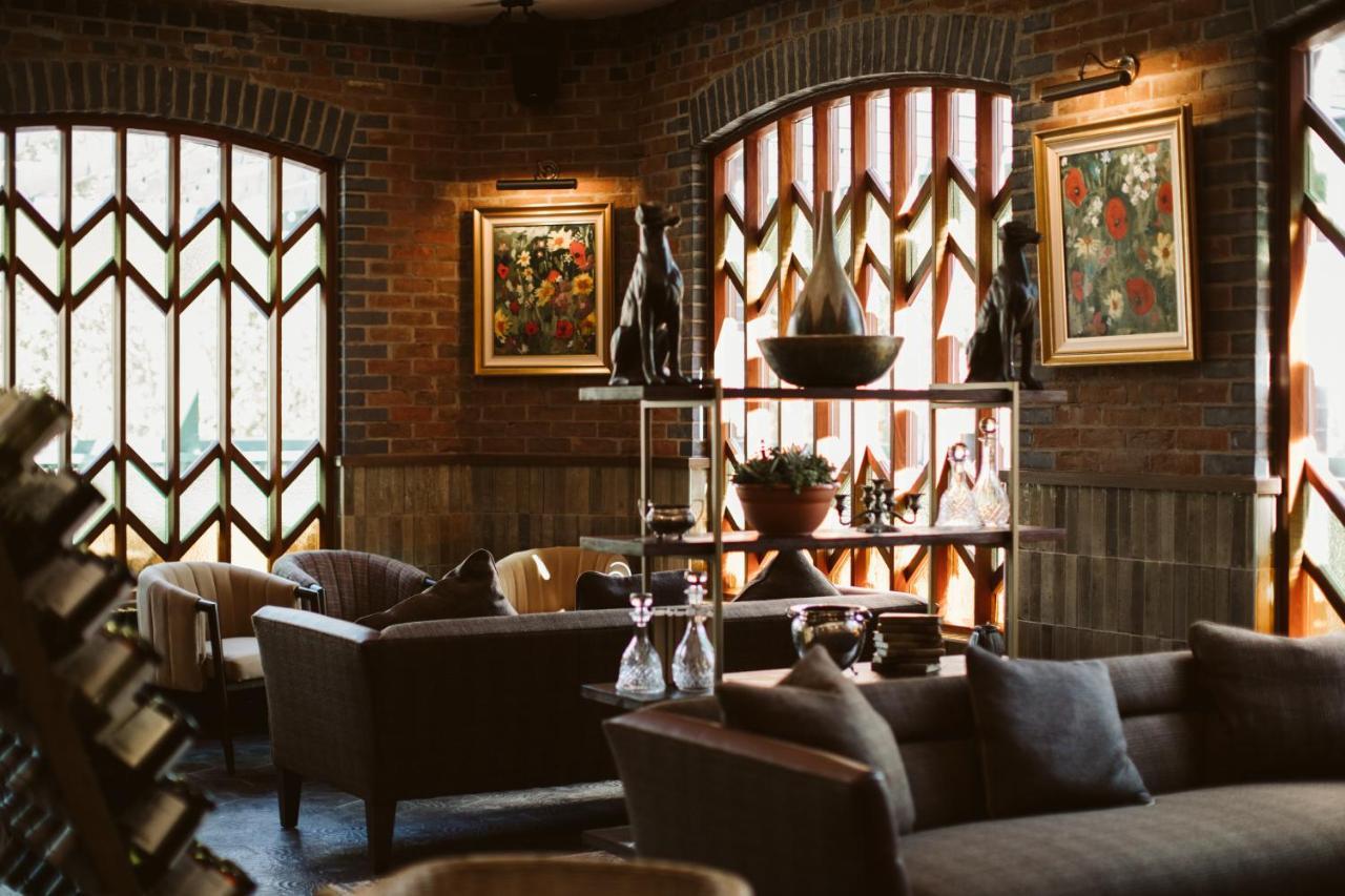 The Rabbit Hotel & Retreat Templepatrick Bagian luar foto