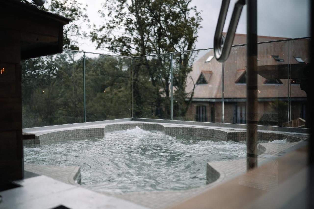 The Rabbit Hotel & Retreat Templepatrick Bagian luar foto